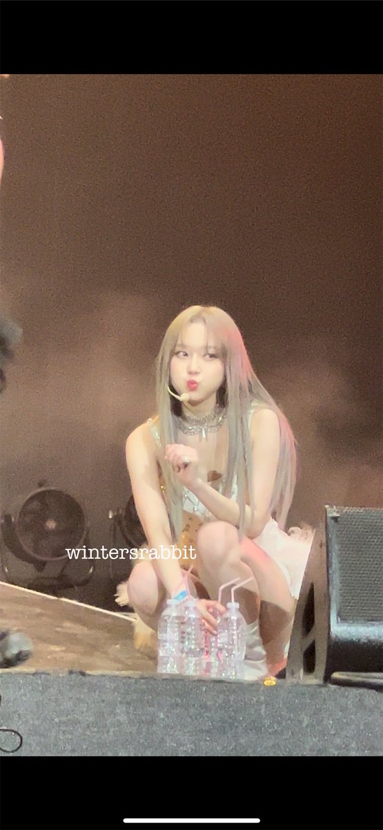 wintersrabbit's tweet image. cutie 😚

#aespaCoachella #Winter #Minjeong