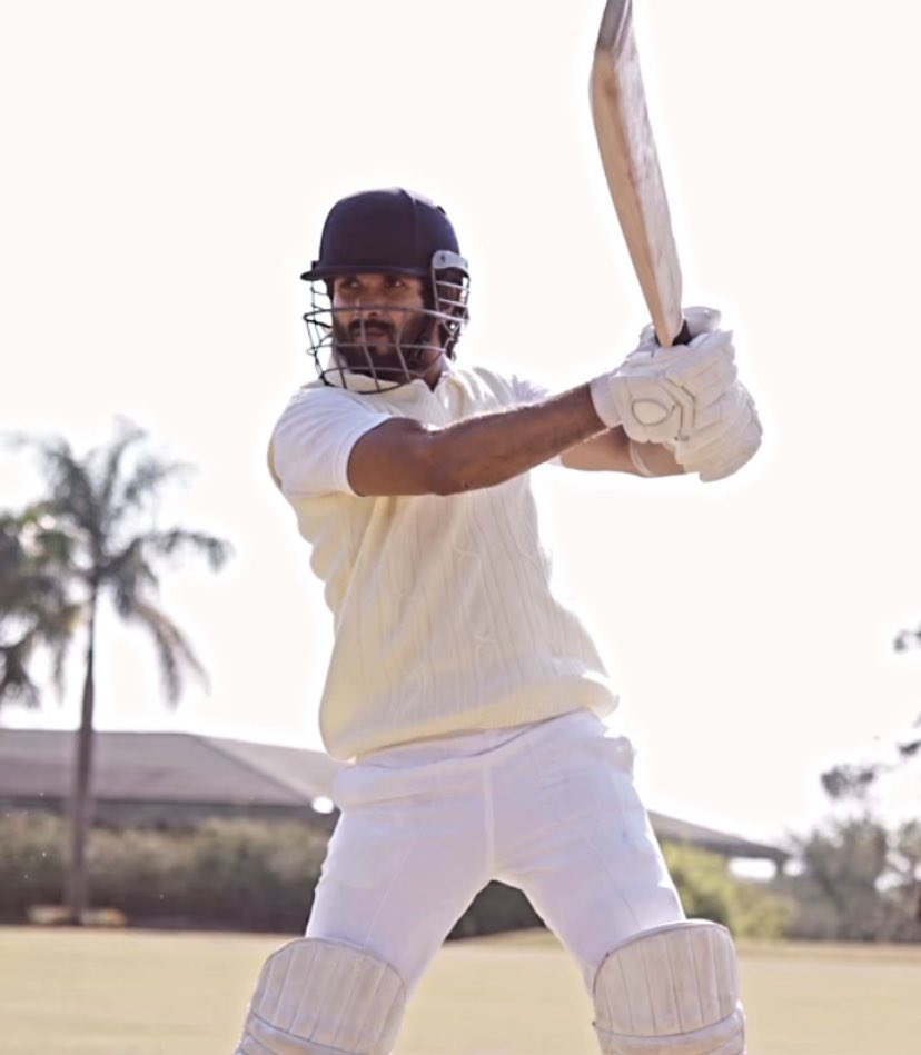 Jersey in theaters now ❤️
Don't miss to experience this beautiful journey of Arjun ✌️i can assure u..u will come out of theatres with positive vibes and tears in your eyes 😭❤️ <a href="/shahidkapoor/">Shahid Kapoor</a> loving the way u are getting all the love and appreciations my champ 😘
So proud of u😘😘