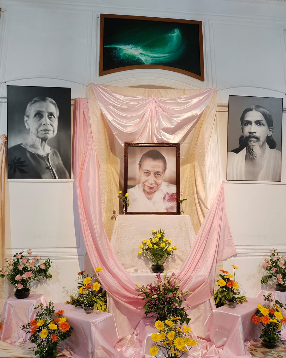 arvindkumar15's tweet photo. https://t.co/iBJdaA3aIm
Significance of the 24th April
(About 24 April 1920)
The anniversary of my return to Pondicherry, which was the
tangible sign of the sure Victory over the adverse forces.
- The Mother
24 April 1937
#SriAurobindoAshramPuducherry
#Darshanday https://t.co/poQAqkDfDv