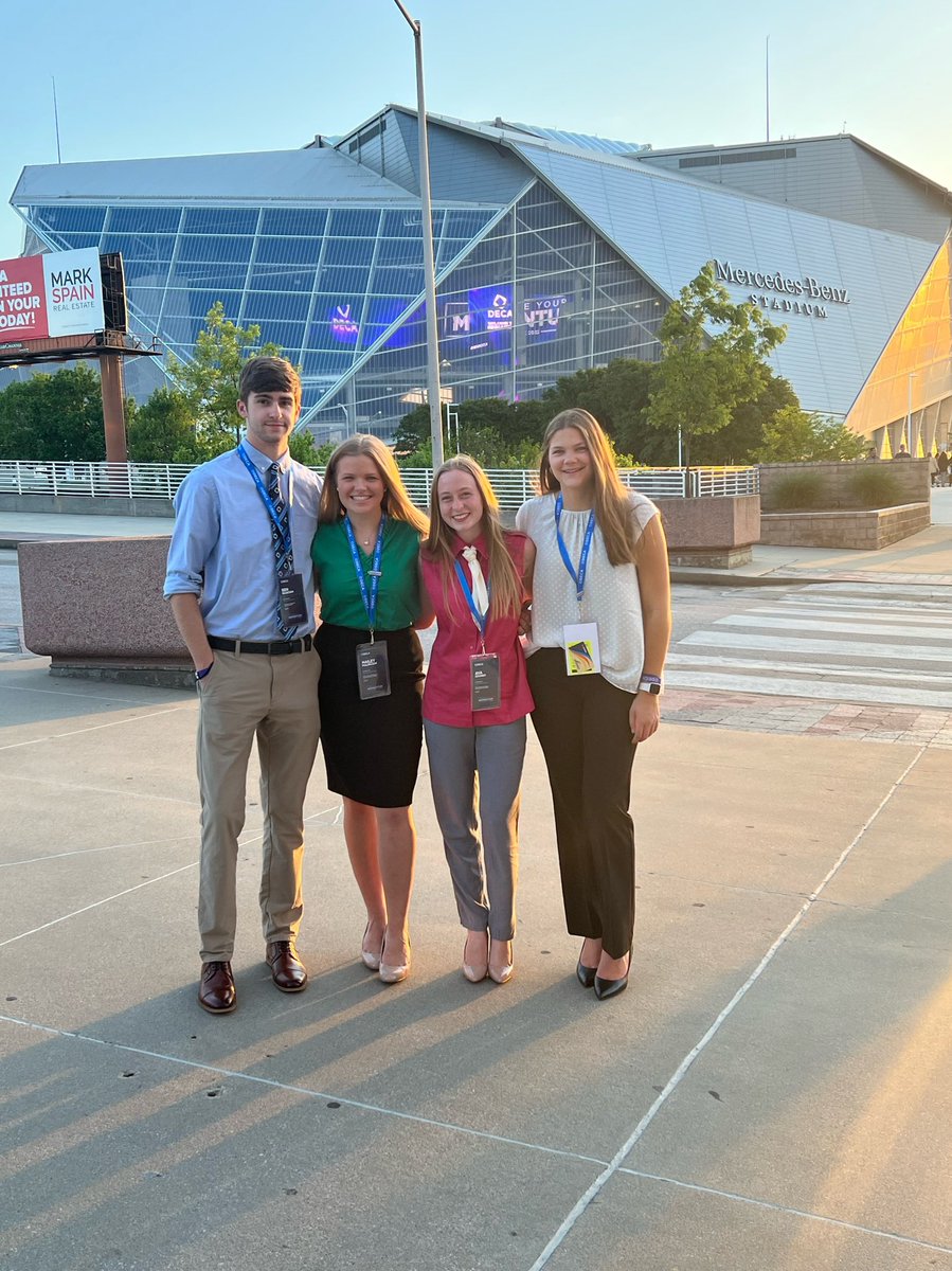 <a href="/Saline_DECA/">Saline DECA</a> takes on the 2022 <a href="/DECAInc/">DECA Inc.</a> ICDC opening session at Mercedes-Benz Stadium 🏟 #MaxMomentum