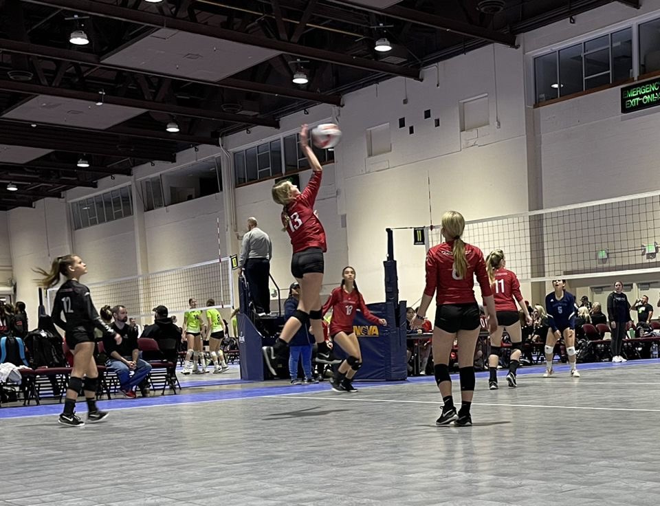 LeannForst's tweet photo. So proud of Madison and her volleyball team for going undefeated today and taking 1st in their pool at the Far Western National Qualifier. https://t.co/dgttItgSIU