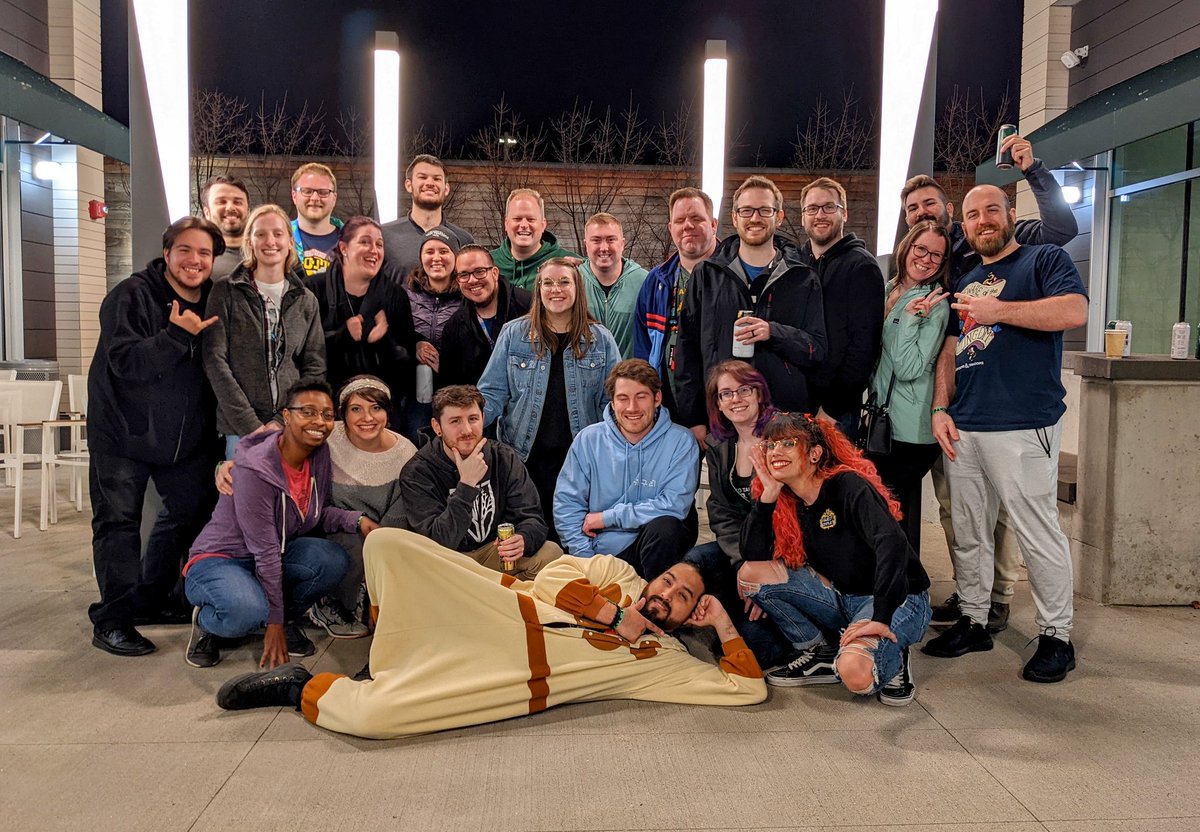 It's a day late but we finally got to hang out a little bit. Proper group picture from yesterday coming soon!