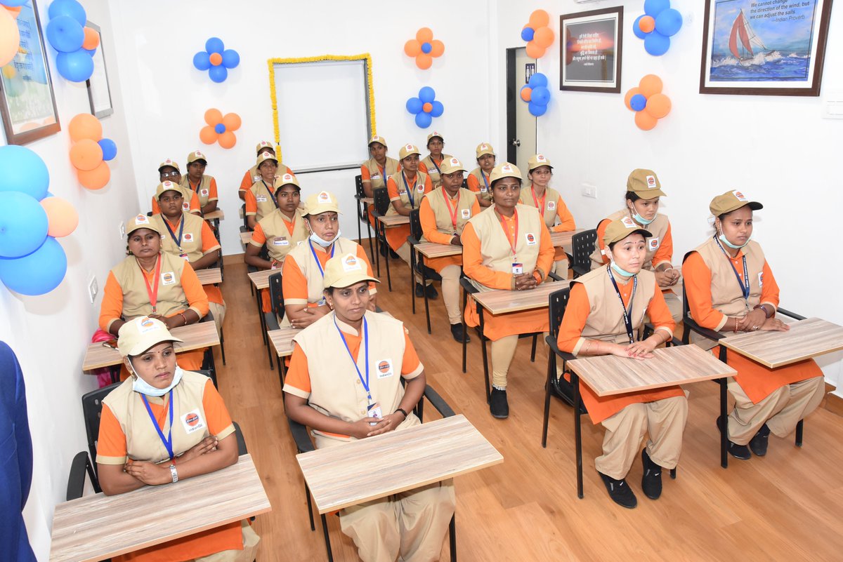 Its <a href="/IndianOilcl/">Indian Oil Corp Ltd</a>'s constant endeavor to provide latest &amp; best to our customers. Proud to be part of inauguration of renovated Retail Outlet Shri Mahalaxmi Fuel Station, Pune by <a href="/ChairmanIOCL/">ChairmanIOC</a> Sh S.M. Vaidya. A training centre for customer attendants was also inaugurated here.