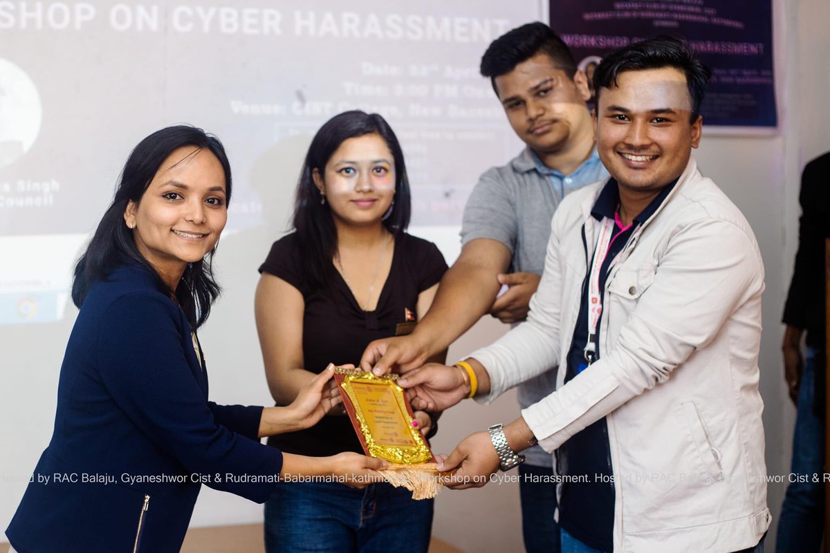 RakshaRakshya's tweet photo. It was an extraordinarily participatory audience! ๐ #OnlineHarassment #Collabworkshop #RotaractClubofRudramati-Babarmahal-Kathmandu #RotaractClubofBalaju #RotaractClubofGyaneshwor,CiST #Rotaractors #Alarmingissue #April23 https://t.co/kQQkSt0WAe