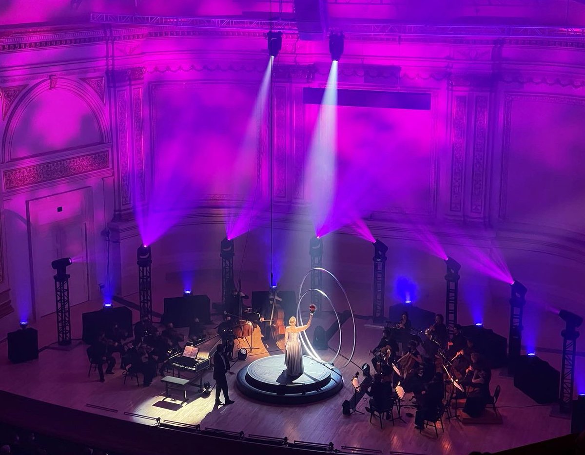 EmilyKlonowski's tweet photo. Oh @JoyceDiDonato, you’ve done it again. Touched my soul in a way it desperately needed. Thank you for opening my heart and letting me feel so deeply every single time. You are a gift. #EDEN #CarnegieHall https://t.co/aaw5YcSuO4