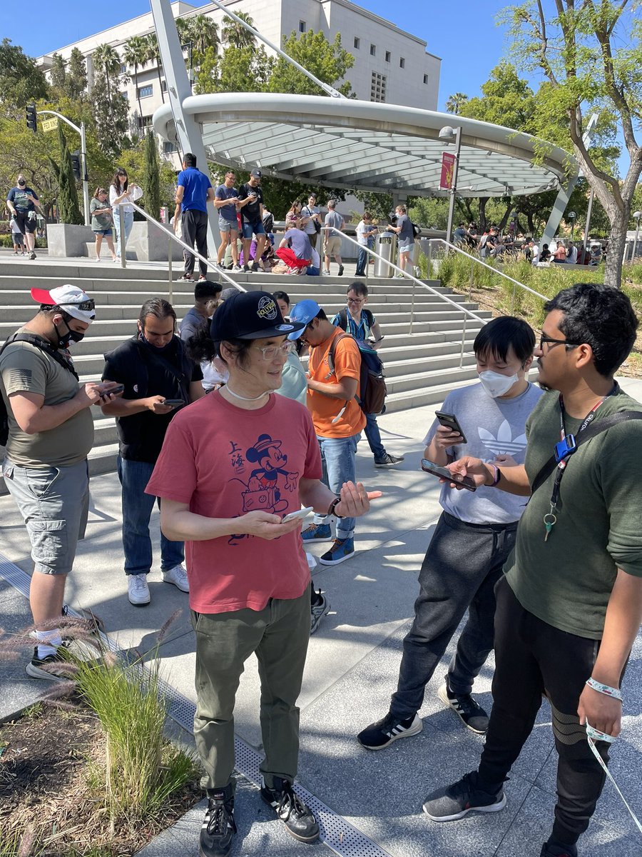 pinguino's tweet photo. I hosted a #PGCLA meetup at #PokemonGOCommunityDay for the first time in years! So fun to play irl and outside again. Thanks @NianticLabs https://t.co/QsHxl5fTFy