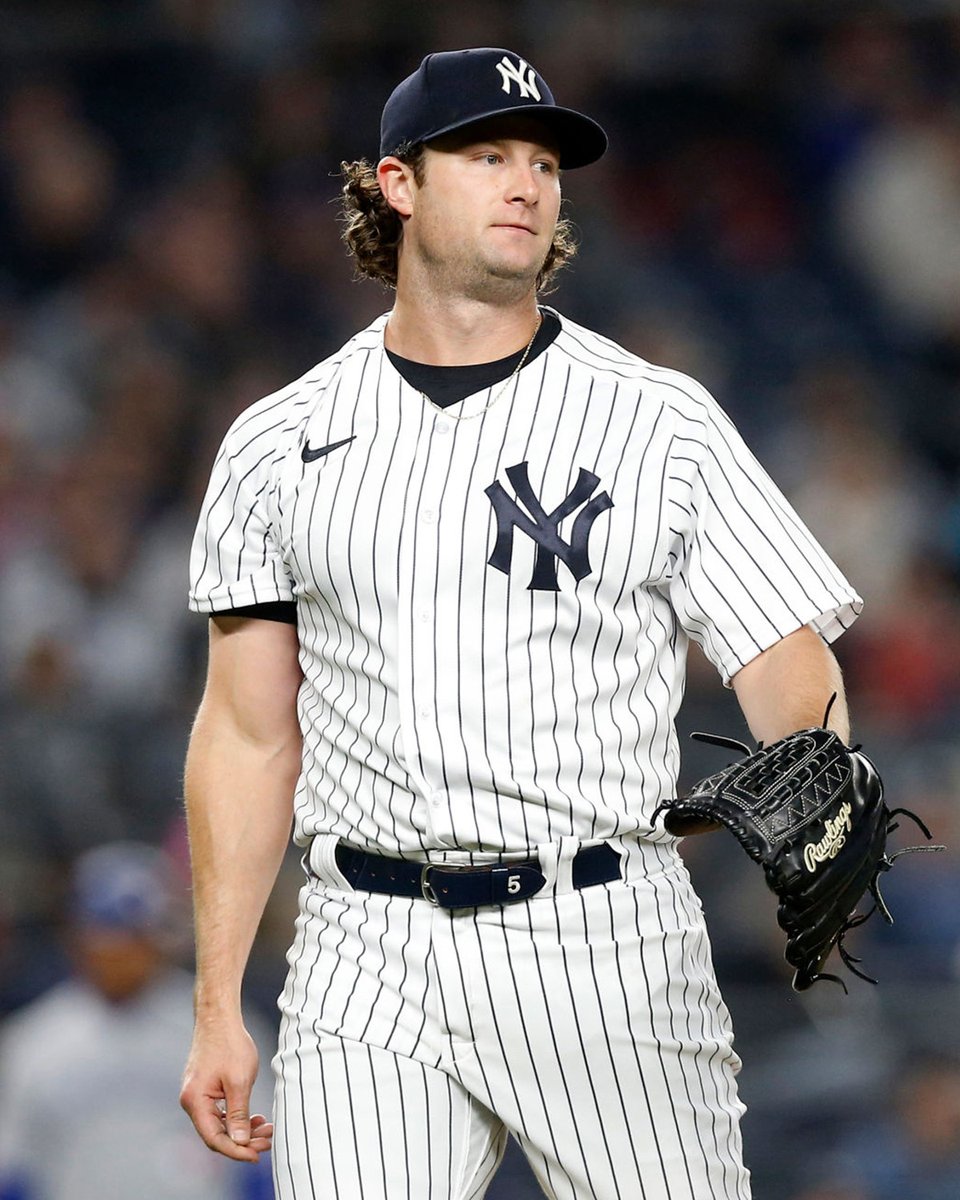 RT @TalkinYanks: Gerrit Cole looks jacked in this pic lol. Hope our guy bounces back today https://t.co/nWnIuUgAIr