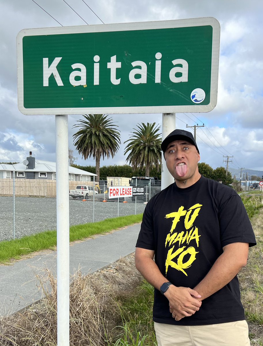 Kua tae mai ki Kaitaia! Hei whakatinanahia to tātou kaupapa o Tūmanako! ❤️🙏🏾 Looking forward to painting a message of TŪMANAKO/ HOPE with the tai tamariki / youth here in Te rohe o Muriwhenua for the next week! Much love, lezzzzGo❤️💪🏾🙏🏾