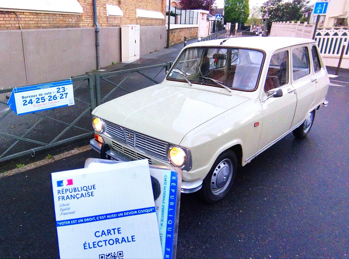 XavierPERICAT's tweet photo. Aujourd'hui c'est... la Journée Nationale des Véhicules d'Epoque, #JNVE2022.
Allez voter en Anciennes !
#FFVE @ffveofficiel Fédération Française des Véhicules d'Époque https://t.co/M8jL4TgTXX