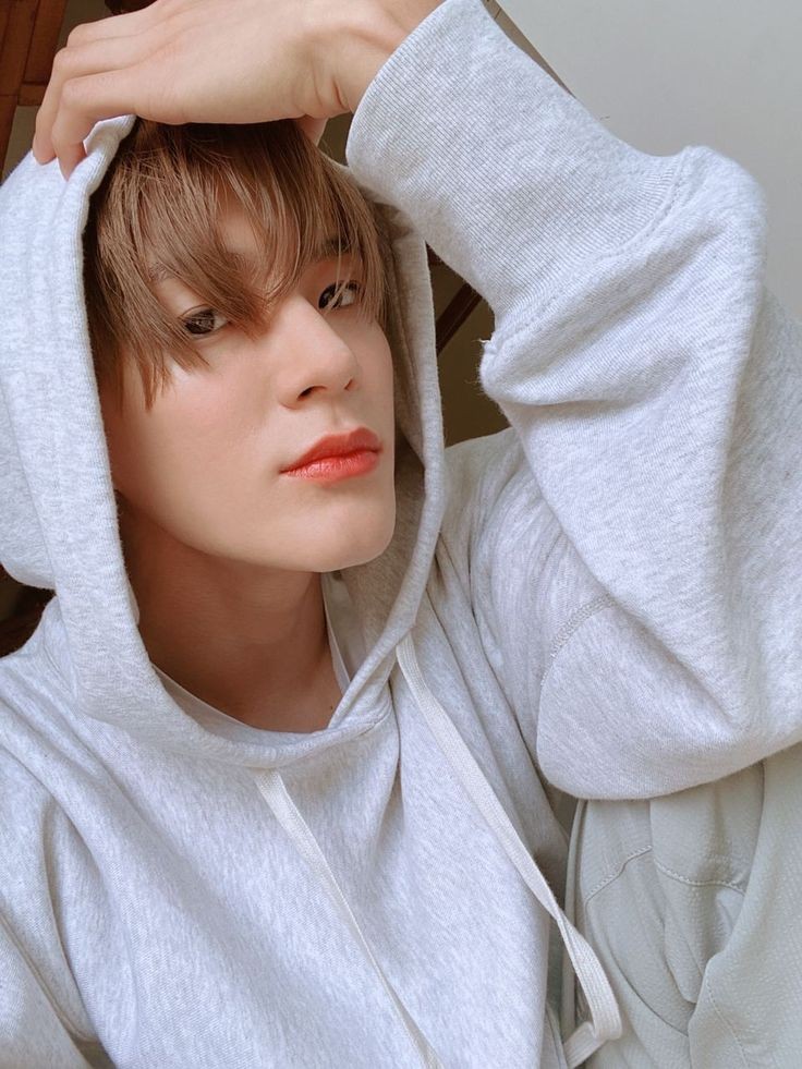 winminv_'s tweet photo. @Emzee07_ HAPPY BIRTHDAY JENO 

#HAPPYJENODAY
#OurBirthdayBoy_JenoDay 
#제노의_멋진_스물셋_꿈꾸느라_밤새 https://t.co/jC503SLZrT