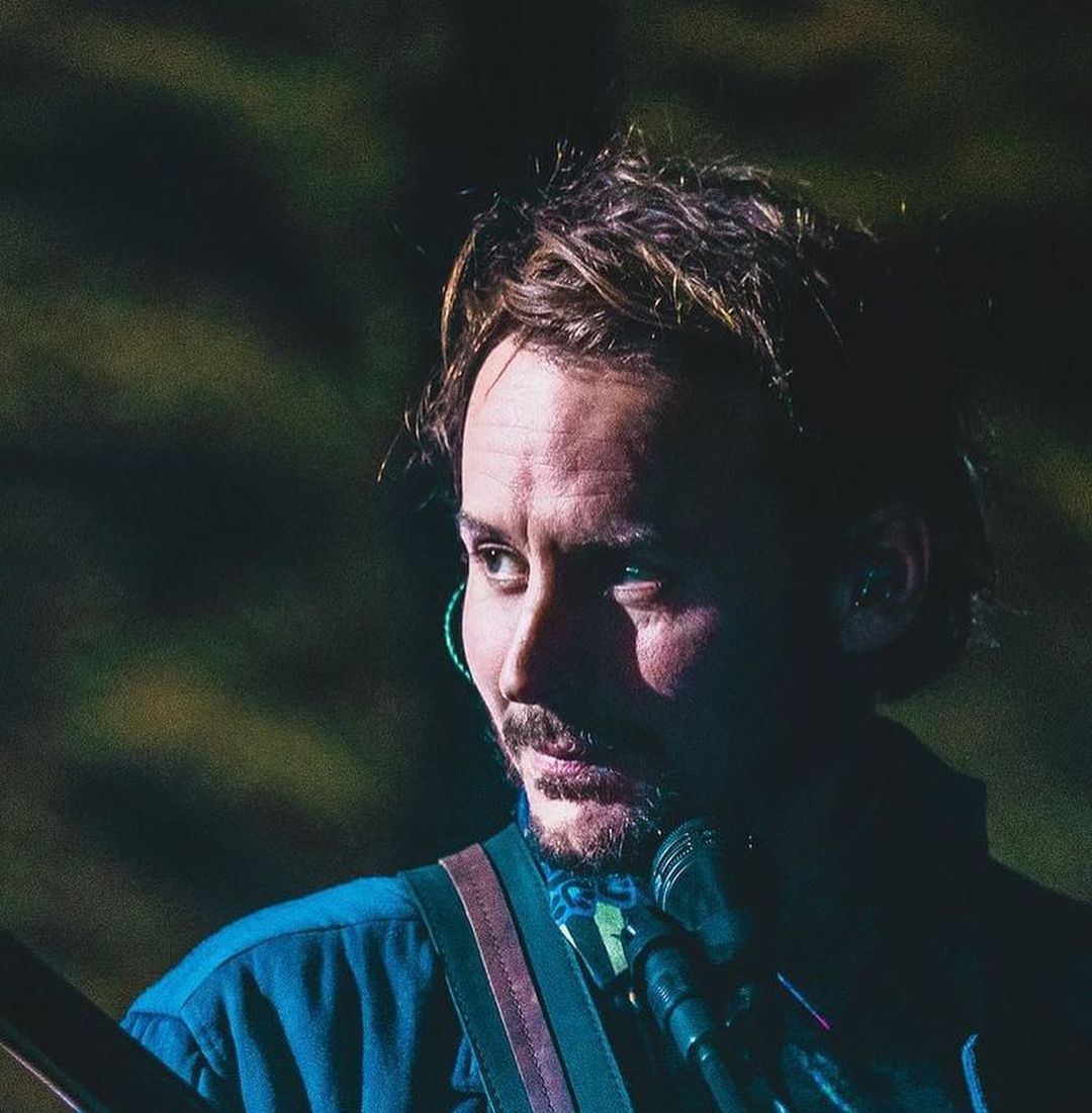 Happy Birthday to Ben Howard ( 24 April 1987). 