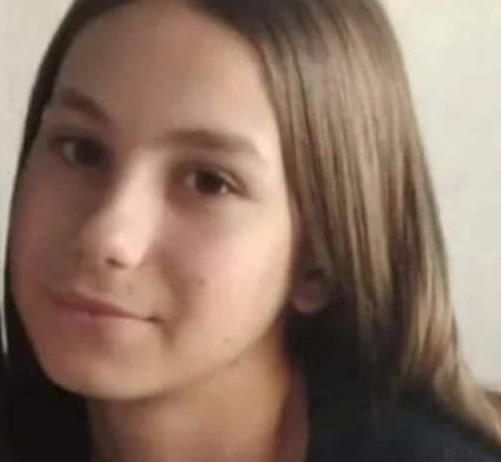 desaparecidaorg's tweet photo. Milagros Spiller desapareció el 22/4 en Alta Gracia, provincia de Córdoba. Por favor compartir, y si la ven avisar #URGENTE a la policía local, o al ☎️101 o 911

#AltaGracia #Cordoba https://t.co/j9zAeE0Jy3