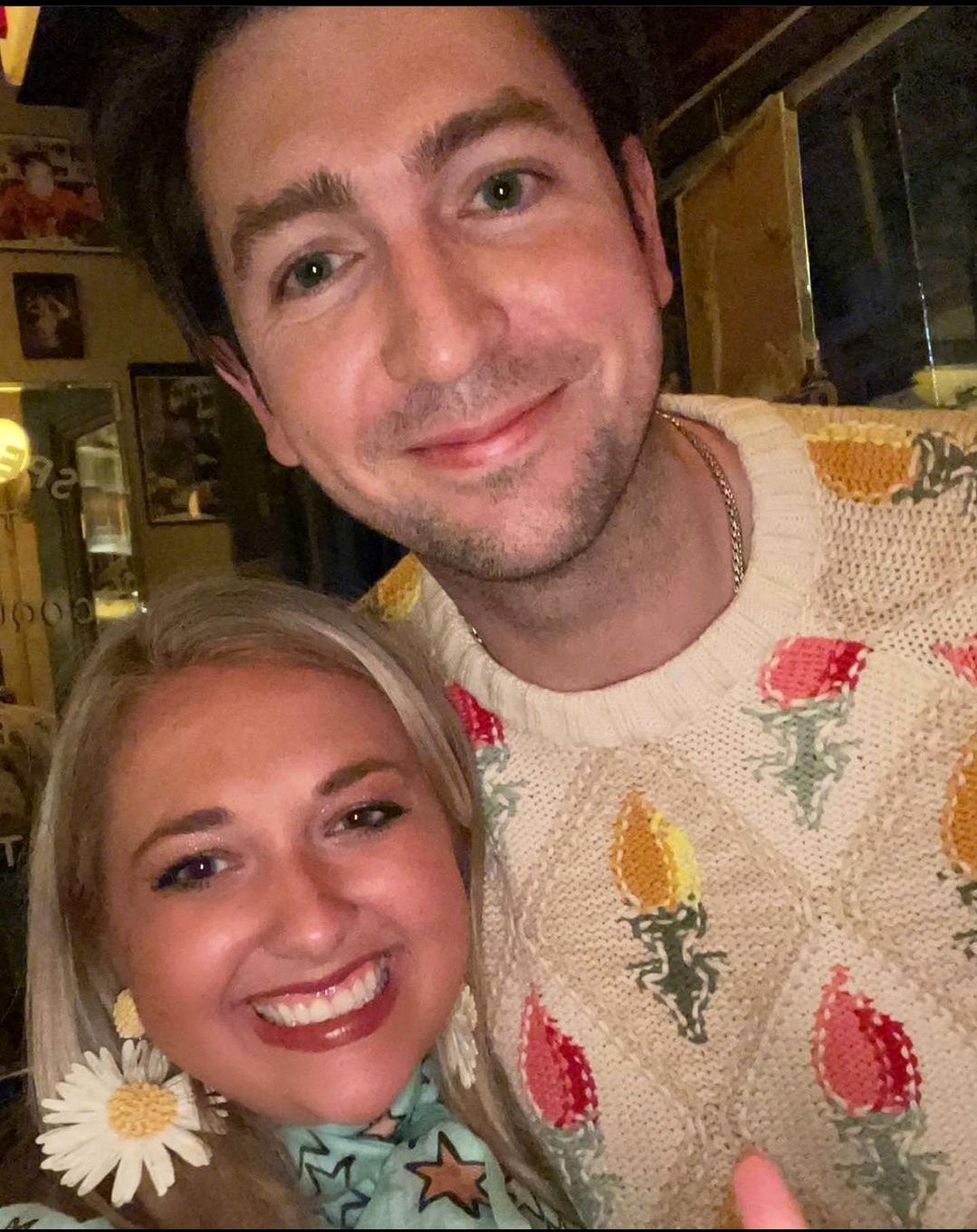 Nicholas Braun with a fan on their birthday!! Happy birthday fellow Braun Enjoyer :) 