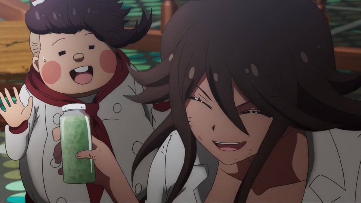 Ha vuelto a tomar la comida, así para celebrar eL GOL DEL EQUIPO.