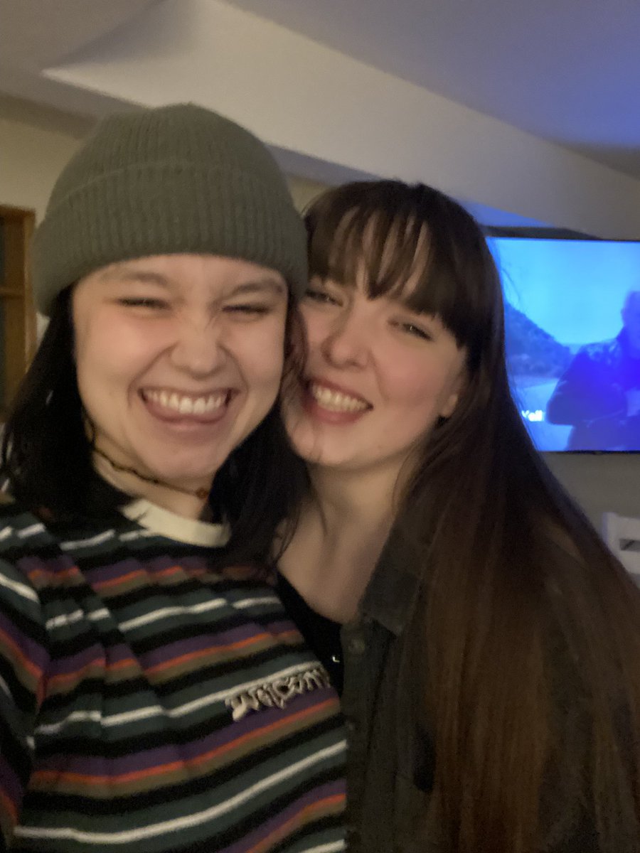 neensaturn's tweet photo. best friend birthday !!!! Naomi is 24 and BEAUTIUUUFUL#announcement 🚨 https://t.co/kY9bm5aSlz