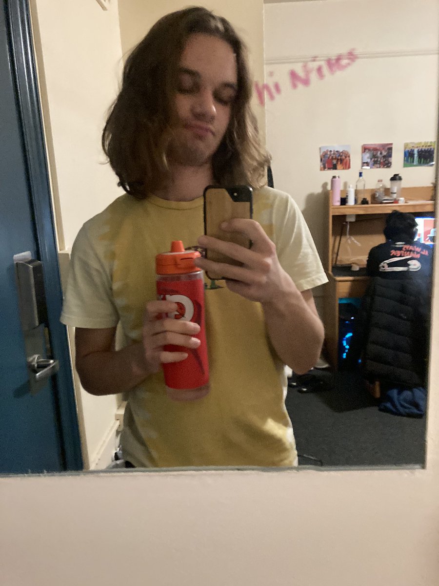 SurfTrap42's tweet photo. today’s RATiculous Rat-Attack…Jason’s water bottle https://t.co/RwyRdZjGxa