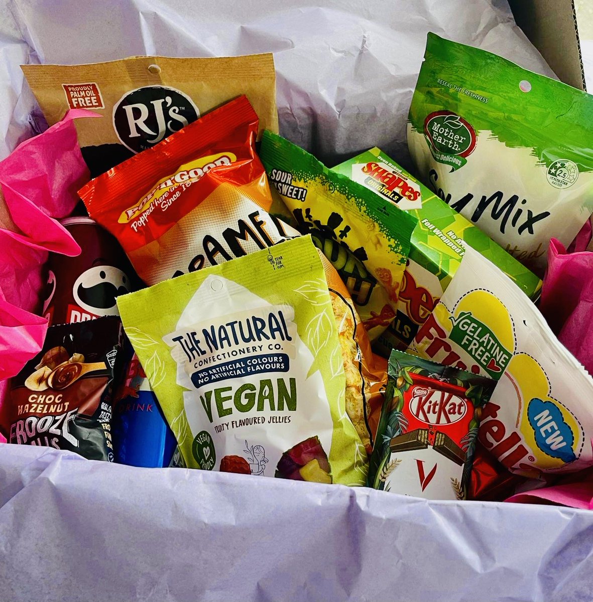streamfeedsnz's tweet photo. Vegan gamer? Well we have you covered for your snack needs as well https://t.co/jksRLsKvJ8 #gamingnz #nzvegan #vegannz #vegangamer #nzgaming #twitchnz #feedyourstream https://t.co/pl54ZUQdbd