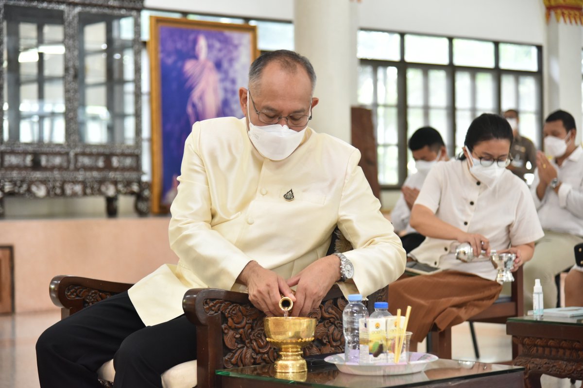 drathai's tweet photo. วันอาทิตย์ที่ ๒๔ เมษายน ๒๕๖๕ เวลา ๐๙.๓๐ น. นายเกรียงศักดิ์ บุญประสิทธิ์ อธิบดีกรมการศาสนา  เป็นประธานถวายภัตตาหารเพล เนื่องในวันปฏิบัติธรรมสวนะ ณ วัดแทนวันดีเจริญสุข เขตบางขุนเทียน กรุงเทพมหานคร https://t.co/N3ZMcoLSis