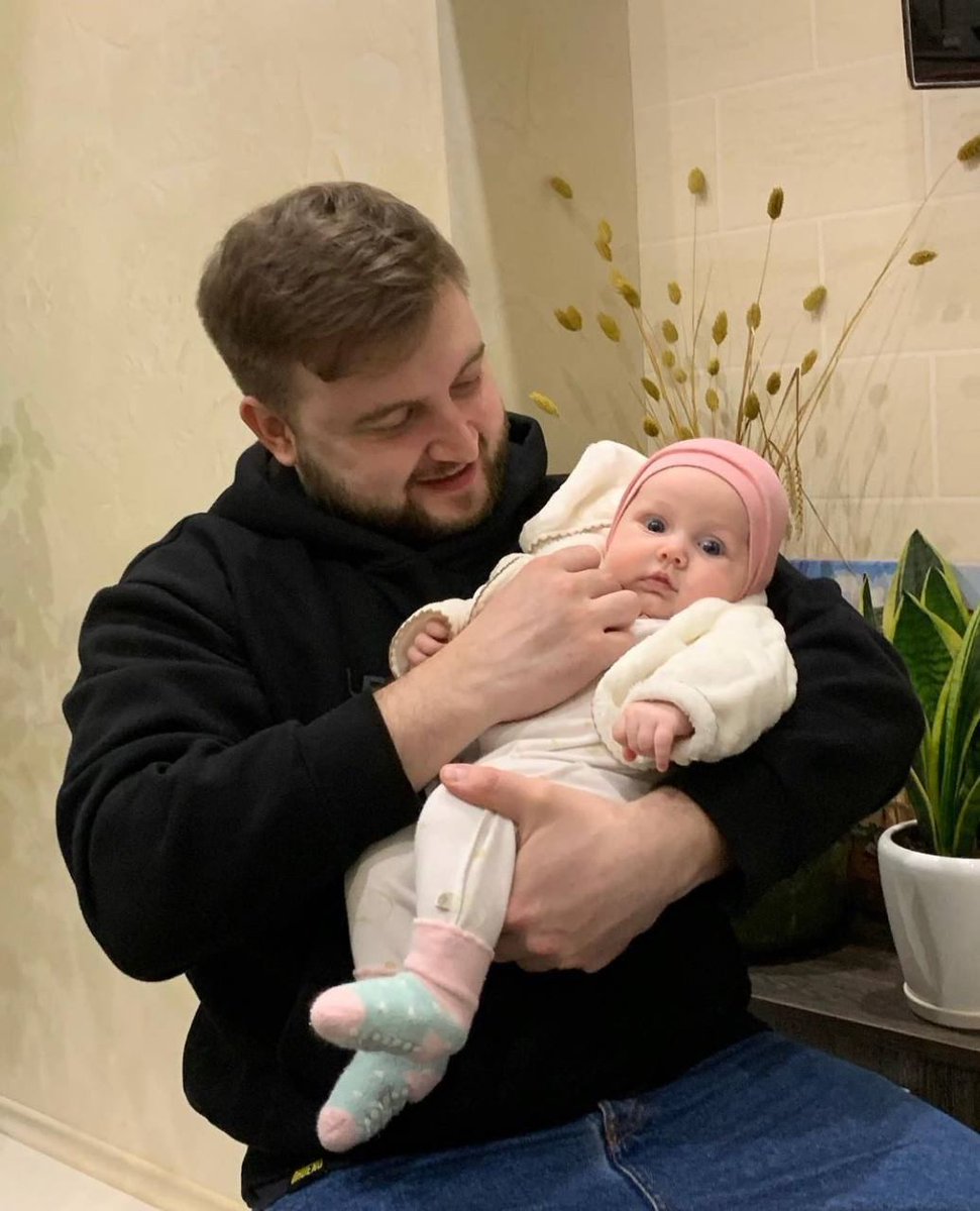 Since the beginning of the full-scale #Russian invasion of #Ukraine, 213 children have died.

The photo shows three-month-old Kira. She died yesterday in a missile attack on an apartment building in #Odesa, along with her mother and grandmother.