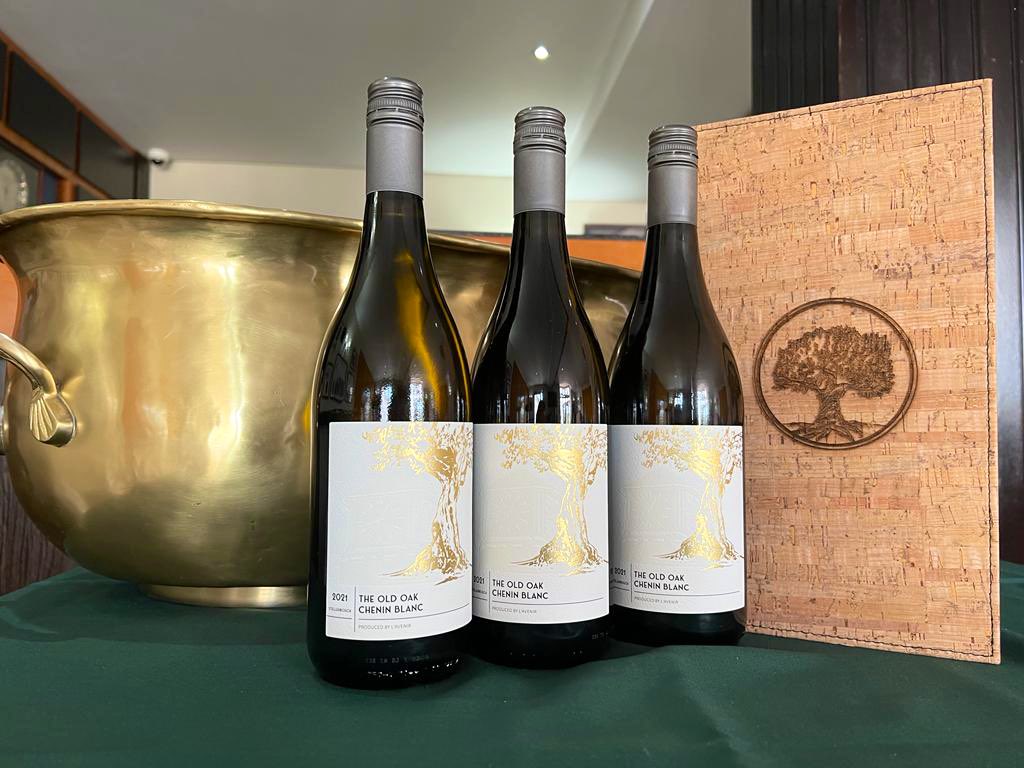 The Old Oak <a href="/Royal_JHB_Golf/">Royal Johannesburg</a> is near completion - A dining environment designed for the utmost enjoyment of our members, family and guests! #TheRoyalExperience 

Family | Functions | Events | Lifestyle