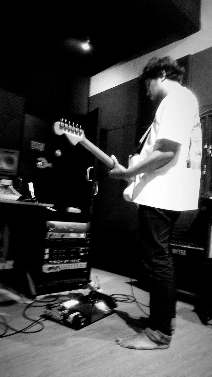 electric sperm tweet media