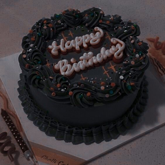 LYIBAG's tweet photo. Happiest birthday to our lovely writer @amyungv Thank you so much for gifting us with Loving you is; Blue &amp; Grey and so many more memorable/classy works of yours. May your all wishes come true. Be blessed and healthy.

Happy 25th, authornim. 🎂🥂🎊🎇 https://t.co/dtKLwqH8O1
