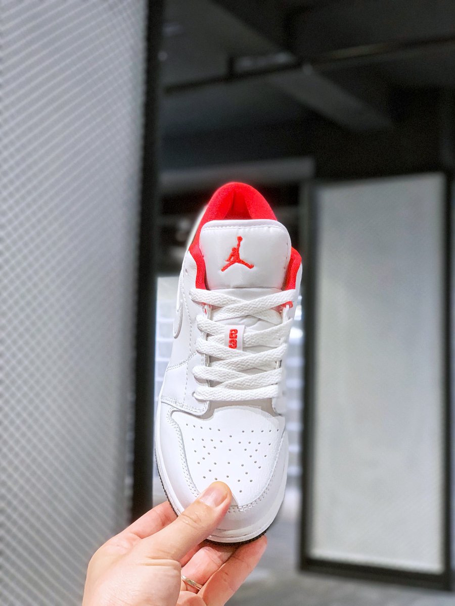 可发全球

加微信:sixsx66

厂家货源直供，莆田本地档口，专注中高端，绝非一眼假，顶级复刻！

#复刻 #球鞋 #莆田 #体育生 #潮服