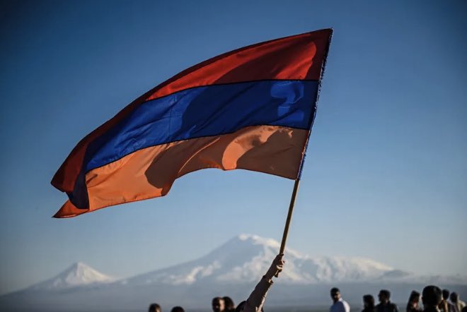 “Un peuple qui ne veut pas mourir ne meurt jamais” Anatole France, discours sur l’#Armenie, 1916. Pensée ce #24avril  en cette journée de commémoration du #GenocideArmenien pour tous les Arméniens et leurs amis à travers le monde qui se recueillent aujourd’hui.