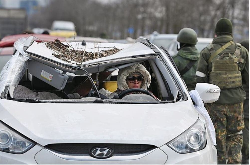 nexta_tv's tweet image. People who were able to escape from besieged #Mariupol.