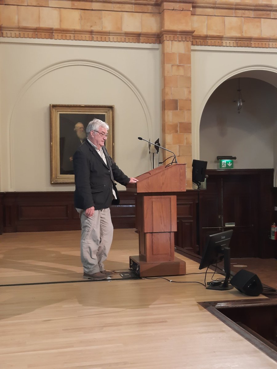 Great talk by the MASSter of steroid analysis himself - Cedric Shackleton. Fantastic end to an amazing symposium. So good to see old friends and new! Well done to @WiebkeArlt and her team for putting this together.