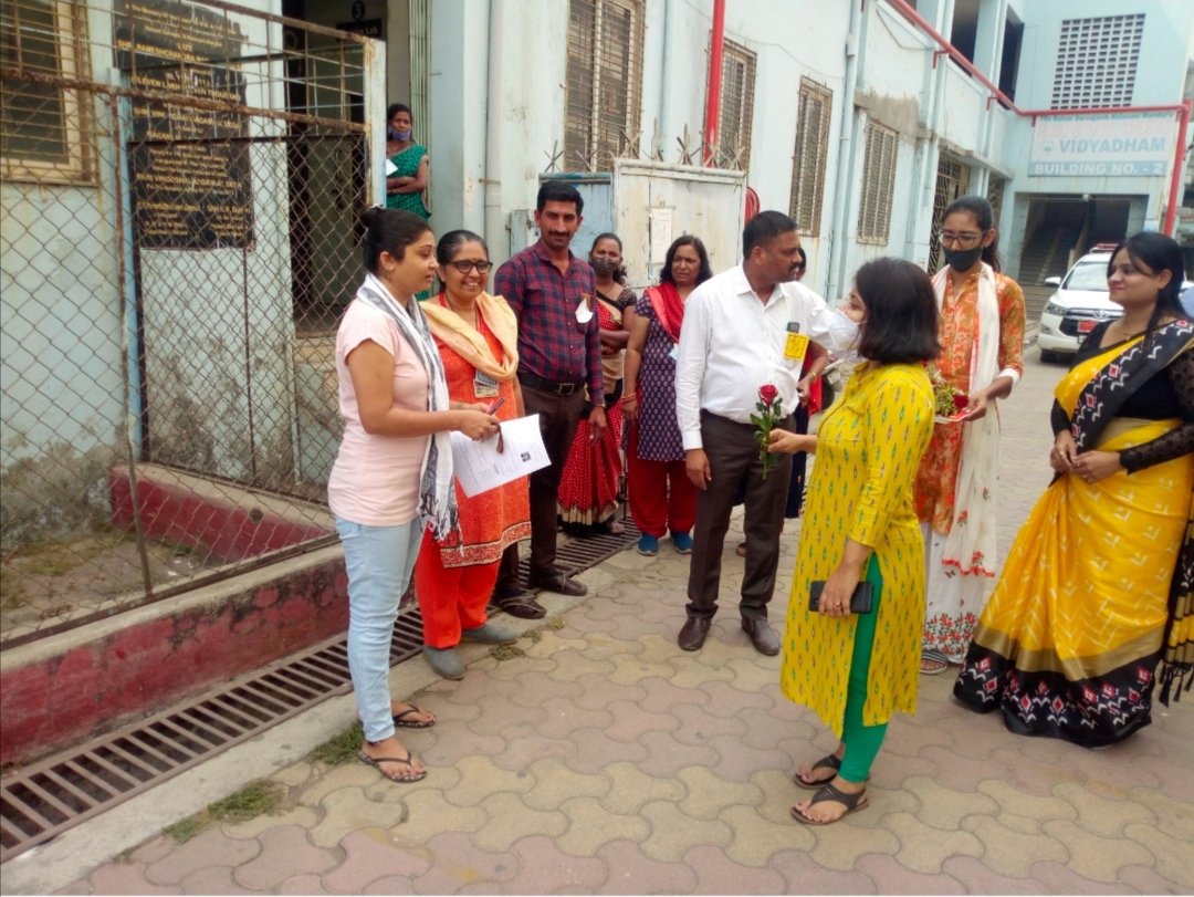 Collector Valsad tweet media