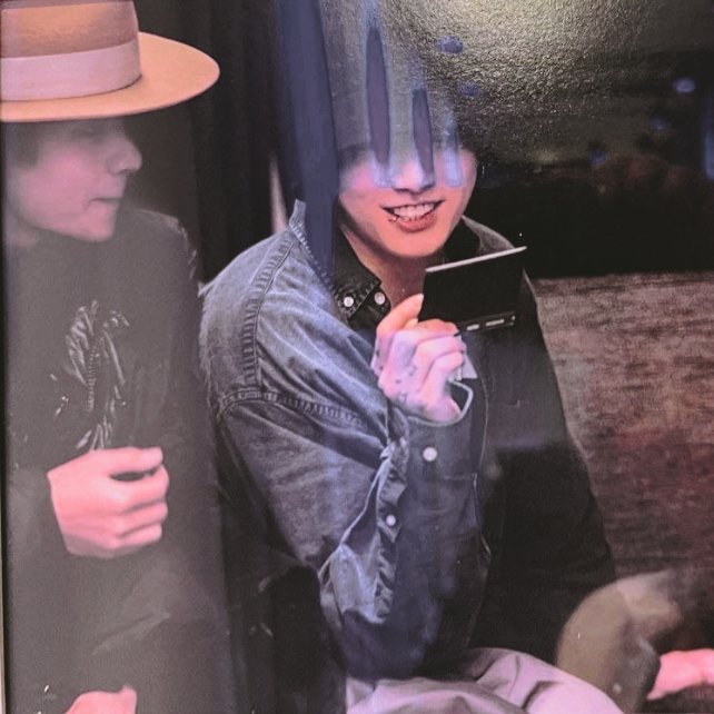 tkchronicles's tweet photo. Low quality picture, High quality taekook 🍀 https://t.co/5ojXMiDo8T