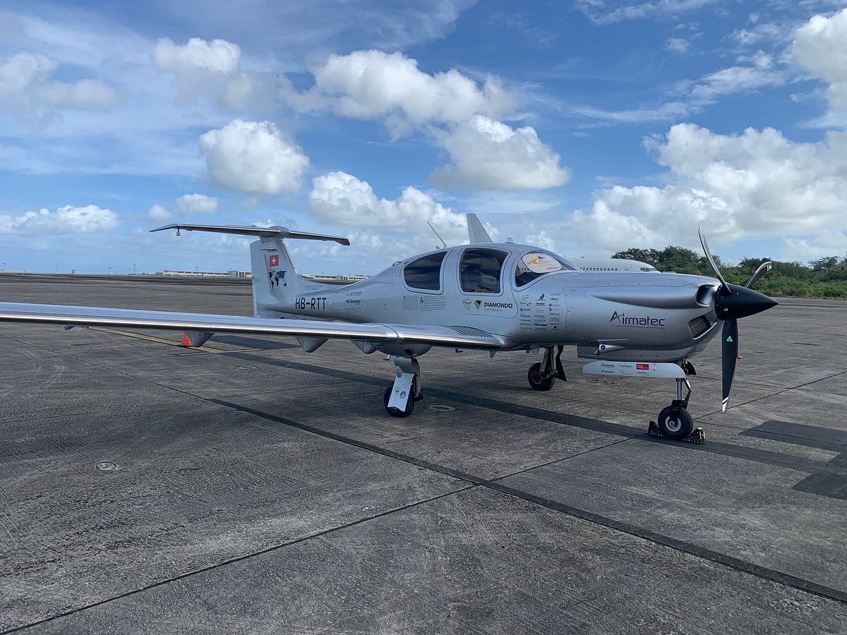 guamtva's tweet photo. DA-50 
Stopped at Guam while flying around the world.The toute that had flown so far is drawn on the aircraft.
 世界一周の飛行旅行中にグアムに立ち寄ったDA-50 今まで飛んできたルートが機体に描かれています。

#da50 #flightaroundtheworld #飛行機好きな人と繋がりたい #世界一周 https://t.co/kRO9itRFxj