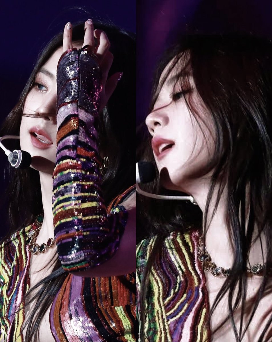 EGRLJICHU's tweet image. see how she looks on stage