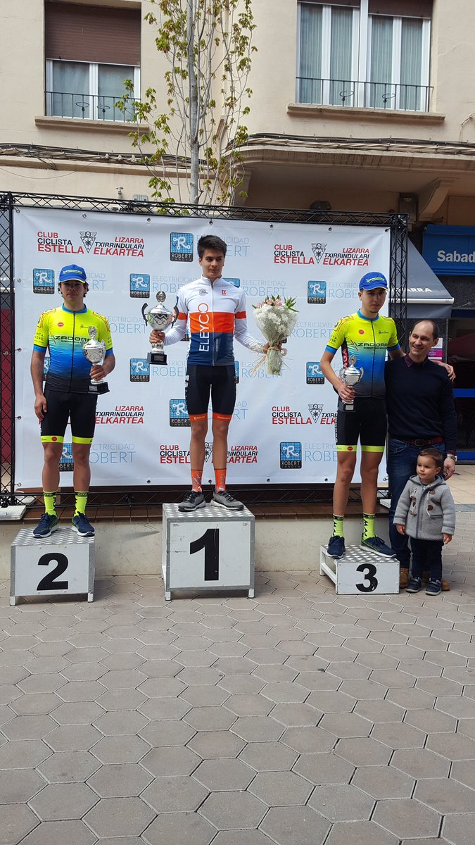 Mertxe Labrador (@mertxe_beriain) on Twitter photo Podio tres cajones 🥇 Gorka Corres <a href="/cdciturribero/">C.D.Ciclista Iturribero</a> 🥈Alejandro Villacastín 🥉Harkaitz Calleja <a href="/cchegotarrak/">@CCHegotarrak</a>
IV Trofeo Electricidad Robert Innova <a href="/juniors_cce/">Robert Innova Team</a> , IV Memorial Jesús Galdeano #juniors #Estella Podio tres cajones 🥇 Gorka Corres <a href="/cdciturribero/">C.D.Ciclista Iturribero</a> 🥈Alejandro Villacastín 🥉Harkaitz Calleja <a href="/cchegotarrak/">@CCHegotarrak</a>
IV Trofeo Electricidad Robert Innova <a href="/juniors_cce/">Robert Innova Team</a> , IV Memorial Jesús Galdeano #juniors #Estella