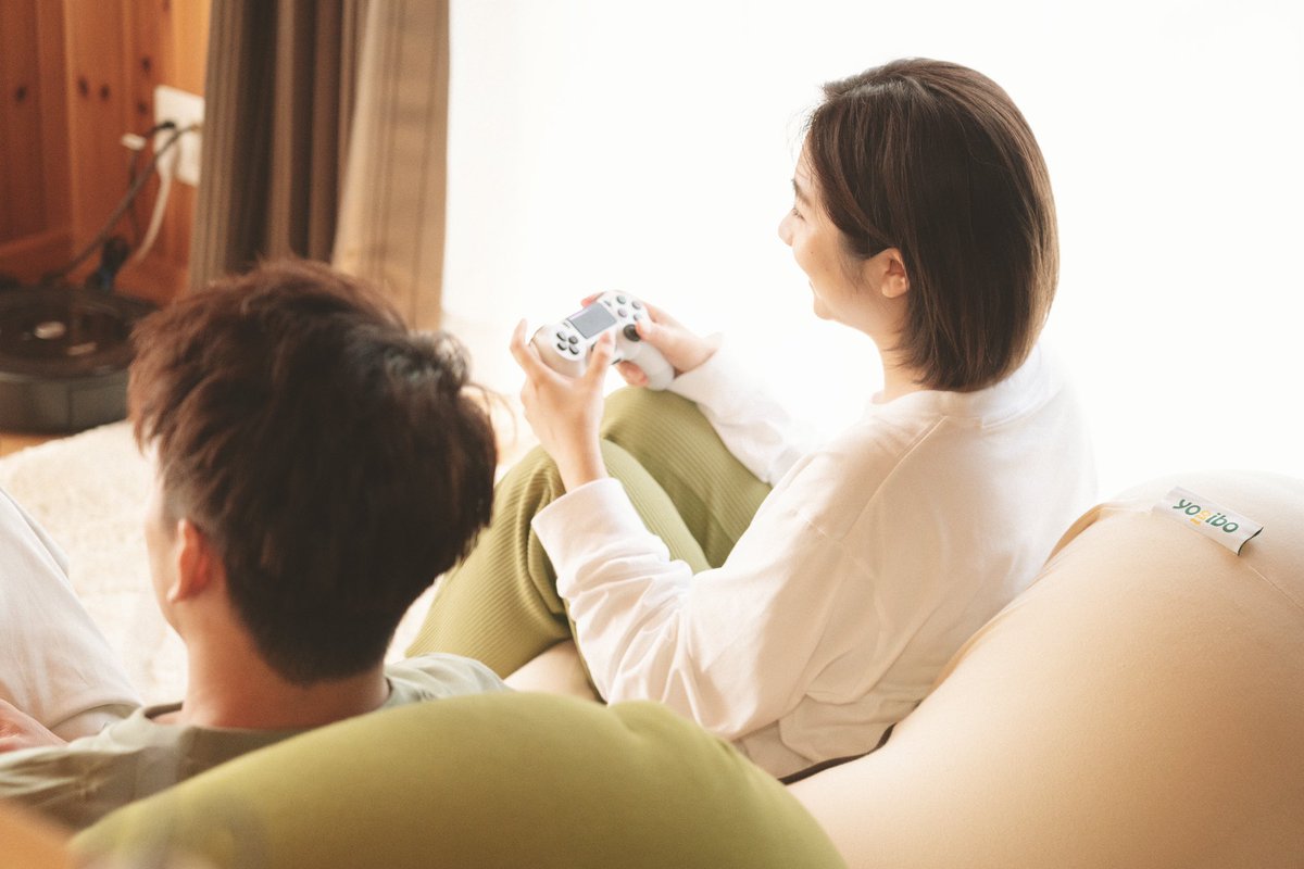 yukanooon's tweet photo. いつもの姿残してほしくて、
ゲームしてるところも🎮笑 https://t.co/qZ2RTj2JhD