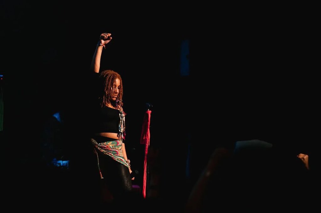 Speech__'s tweet photo. 😍 TONIGHTS SHOW #tunsbridgewells is now #SOLDOUT Fam, Get tix today for the upcoming ARRESTEDDEVELOPMENT shows! https://t.co/qLTWgxwtLE #hiphop #fortheFKNlove #WorldTour #90shiphop #classicrap #liveshows #rapshows #arresteddevelopment #mrwendal #tennessee #peopleeveryday https://t.co/EBhMt1BEUt