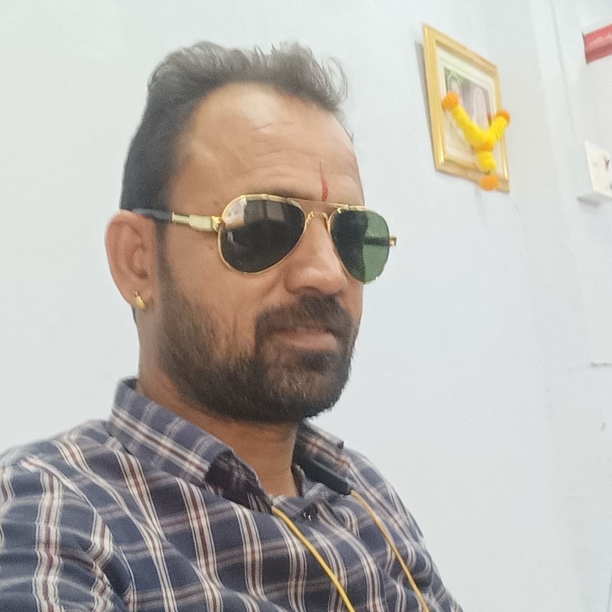 govind492's tweet photo. #NewProfilePic https://t.co/A32nh4lFNZ