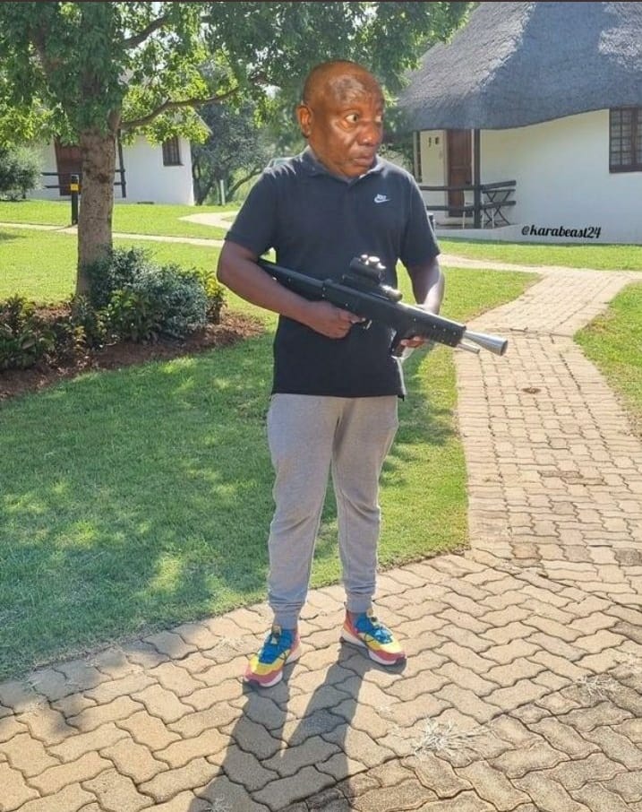PhancyPee tweet picture