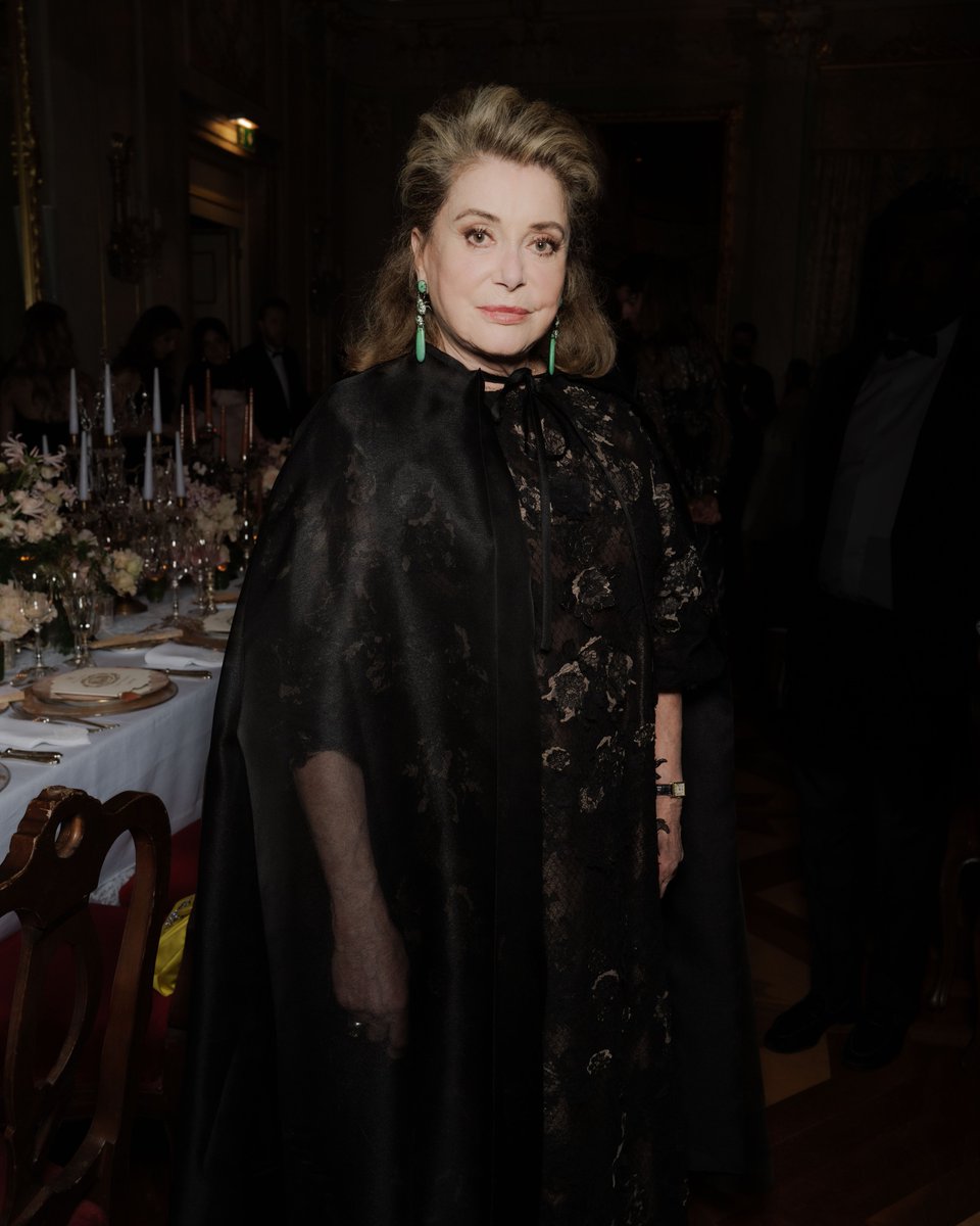 Last night, as the Biennale Arte 2022 began, the House returned in splendor to Venice for the #DiorxVenetianHeritage gala held at @TeatroLaFenice to raise funds for cultural projects. Among the #StarsinDior was actress Catherine Deneuve in Dior Couture by Maria Grazia Chiuri.