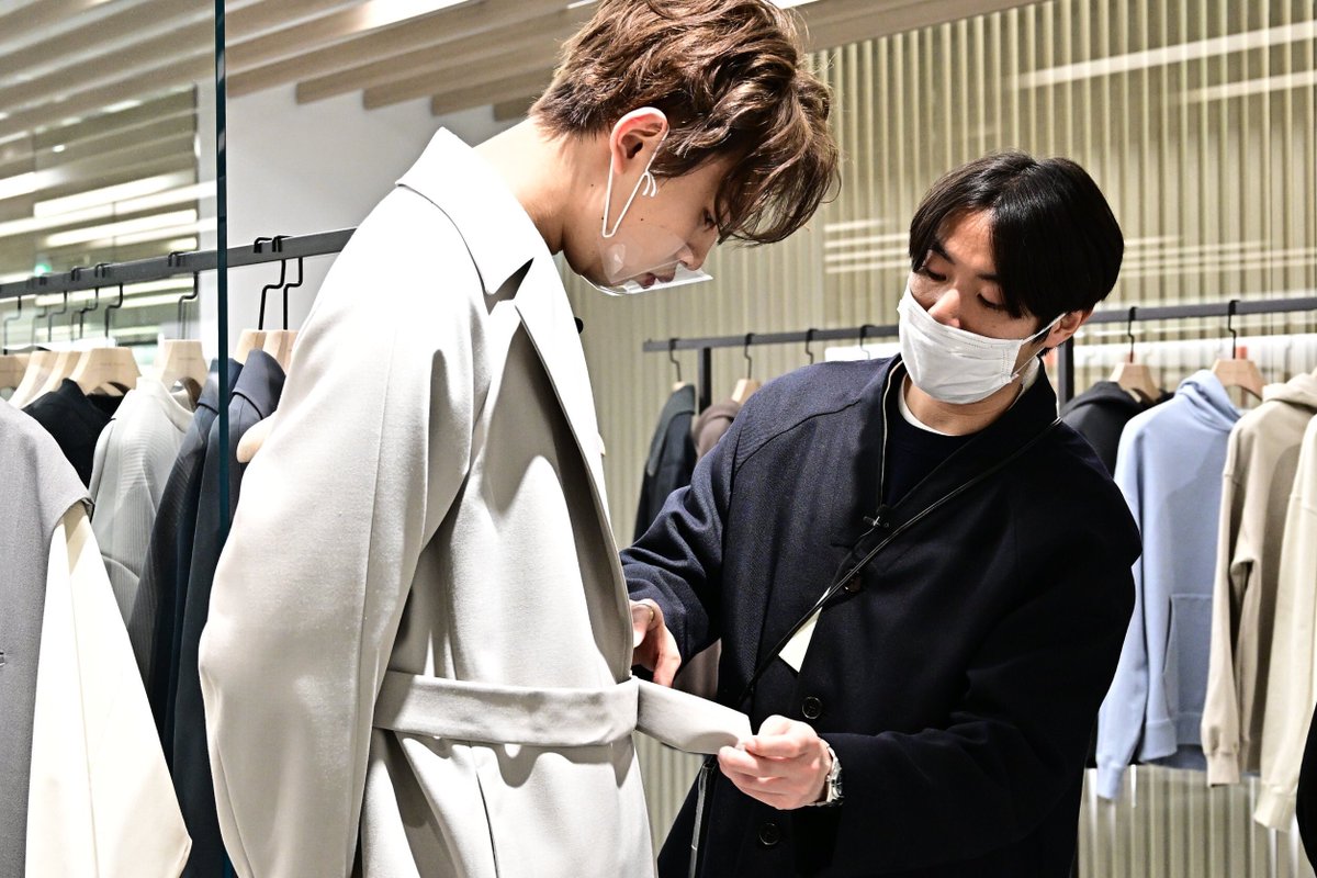 RRBA_paravi's tweet photo. 📊リコレイのB→Aハイライト📊

 # 1の未公開オフショットを大公開🥳
村松健太くんのビフォアフをレイPと #JO1 や #メンズノンノ などのスタイリストの井田正明さんが真剣にセレクト🪄

アボカドソックスもアクセントに🥑💕レイPの表情にもご注目👀

#リコレイのBA👇
https://t.co/S67np31BRe https://t.co/coitS1NHEU
