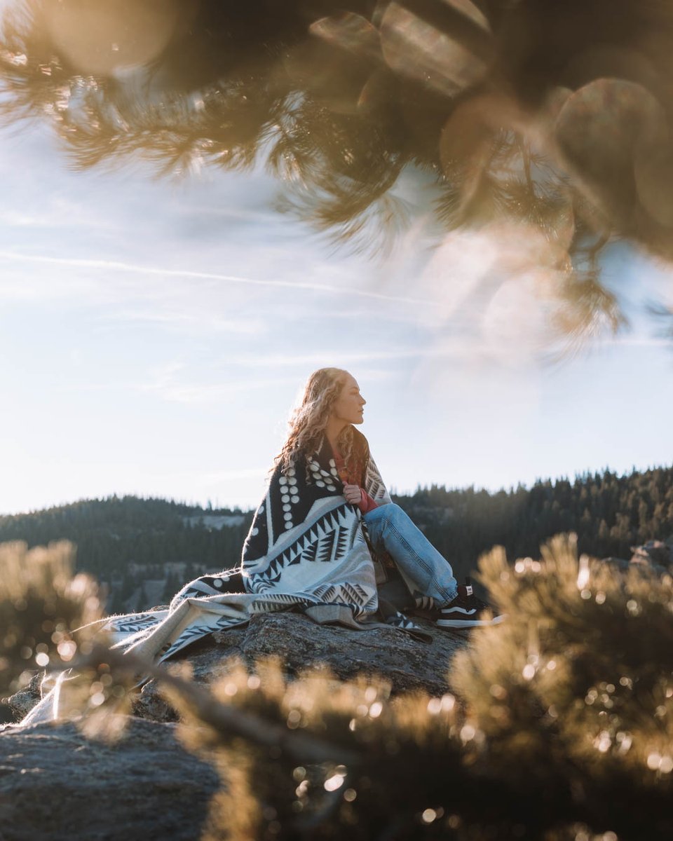 Heartprint Threads tweet media