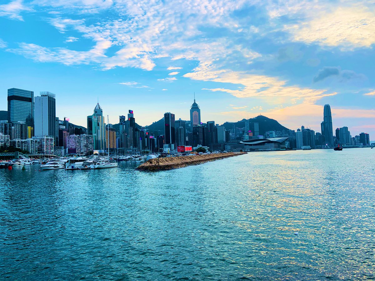Hong Kong aka “Fragrant Harbour” #香港 🇭🇰