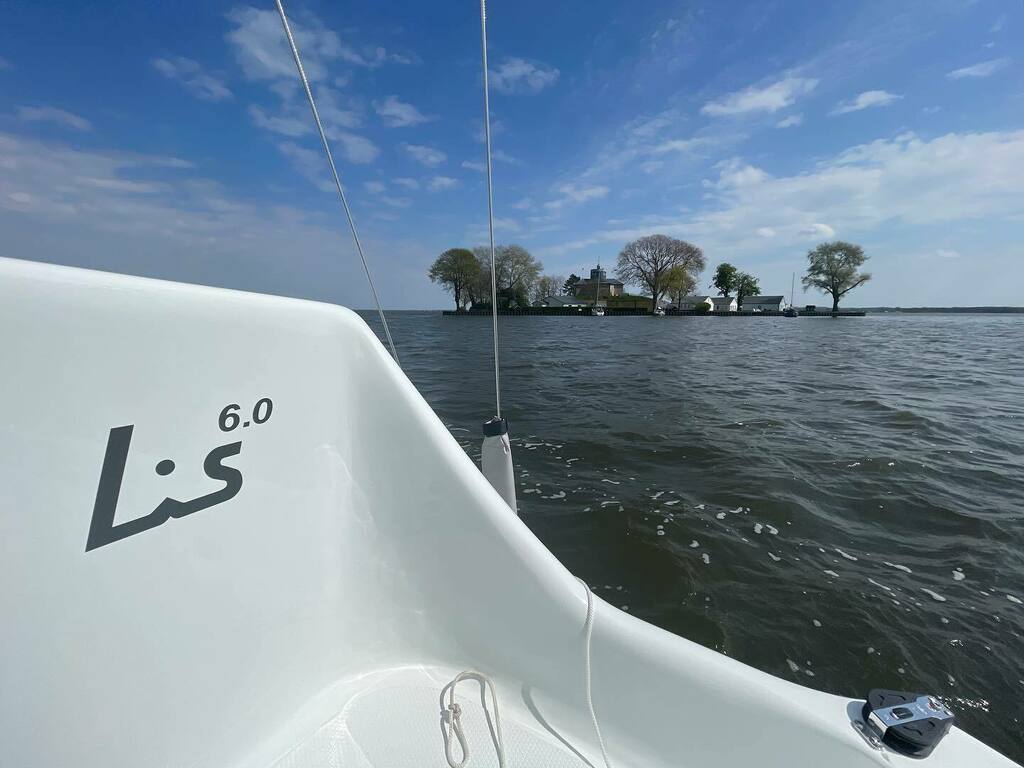 Steinhude's tweet photo. Mit der Lis zum Stein bei super Segelwind. Die Segelsaison am Teich startet mit voller Punktzahl 🤩⛵️
#steinhude #steinhudermeer #lis60 #meinniedersachsen #segeln #steinhudeammeer #steinhuder #wilhelmstein #meinwilhelmstein https://t.co/LX4GbyLPzR https://t.co/R36mfdY47l