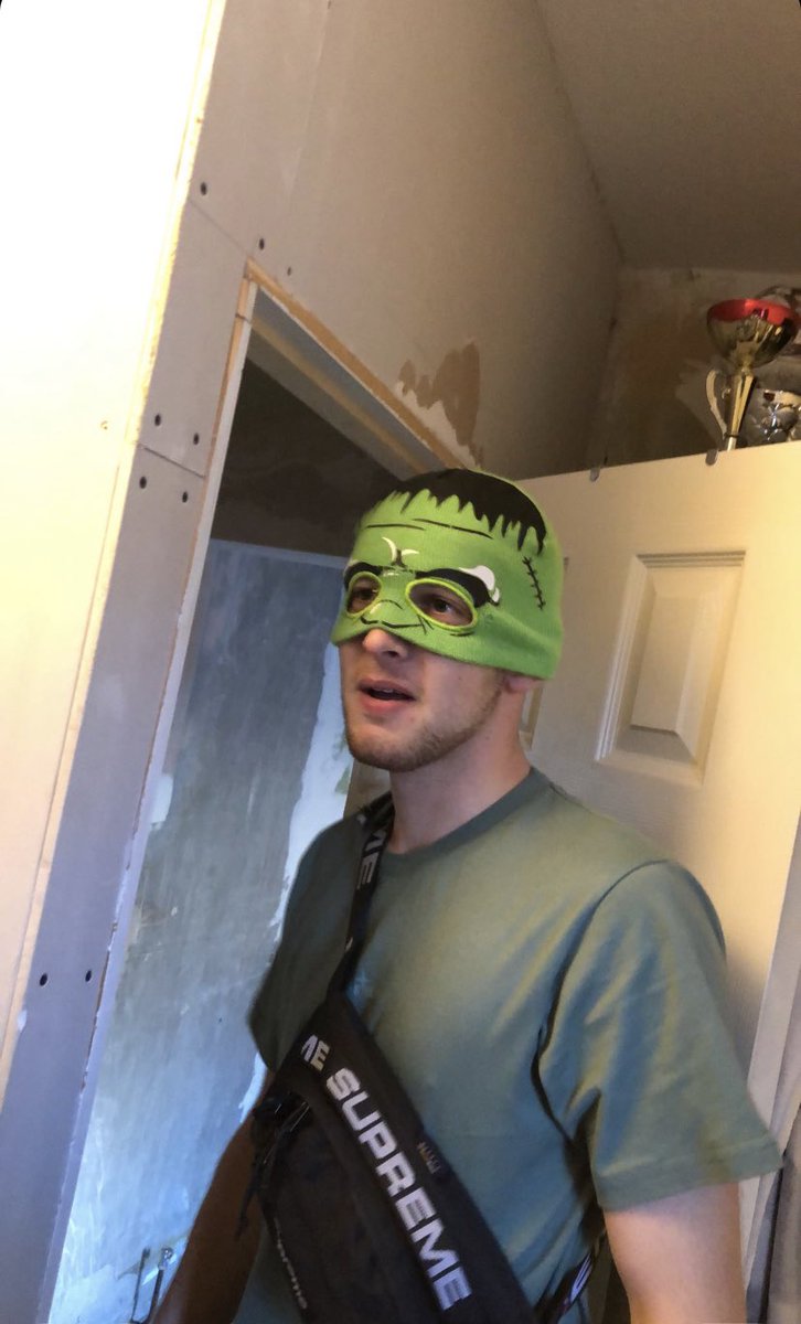 Lewis Watson tweet media