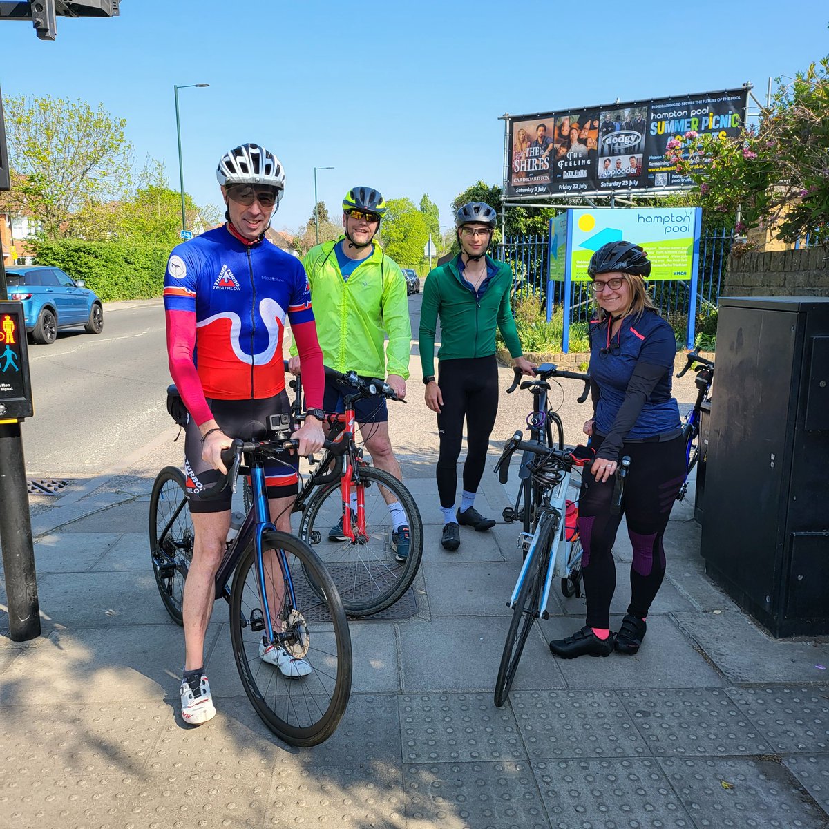 Three entrants for our Sprint Triathlon at @hamptonpool on 2nd May joined our Chairman @AlanLightfoot for a recce of the bike course and a run through of what will happen on the day. If you want to the part you have till 10.00 pm tonight to enter: britishtriathlon.org/events/thames-….