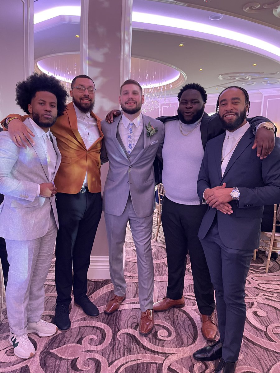 iamjlyles's tweet photo. 15+ years.. my bruddas ✅🤞🏾 #Scurti https://t.co/ihpYexjDb6