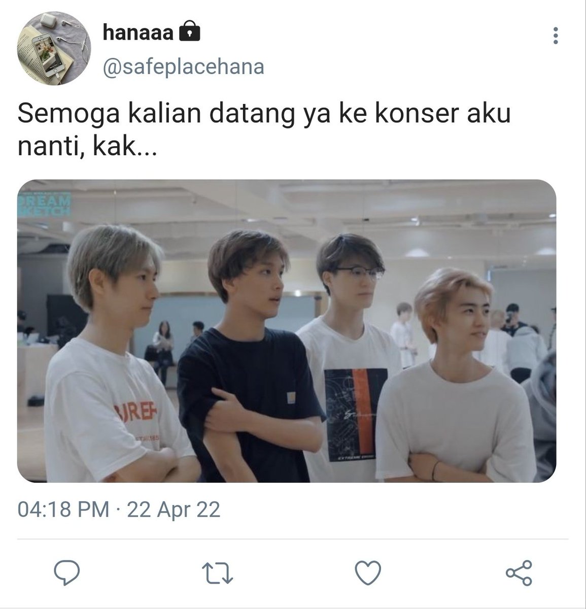 karen tweet media