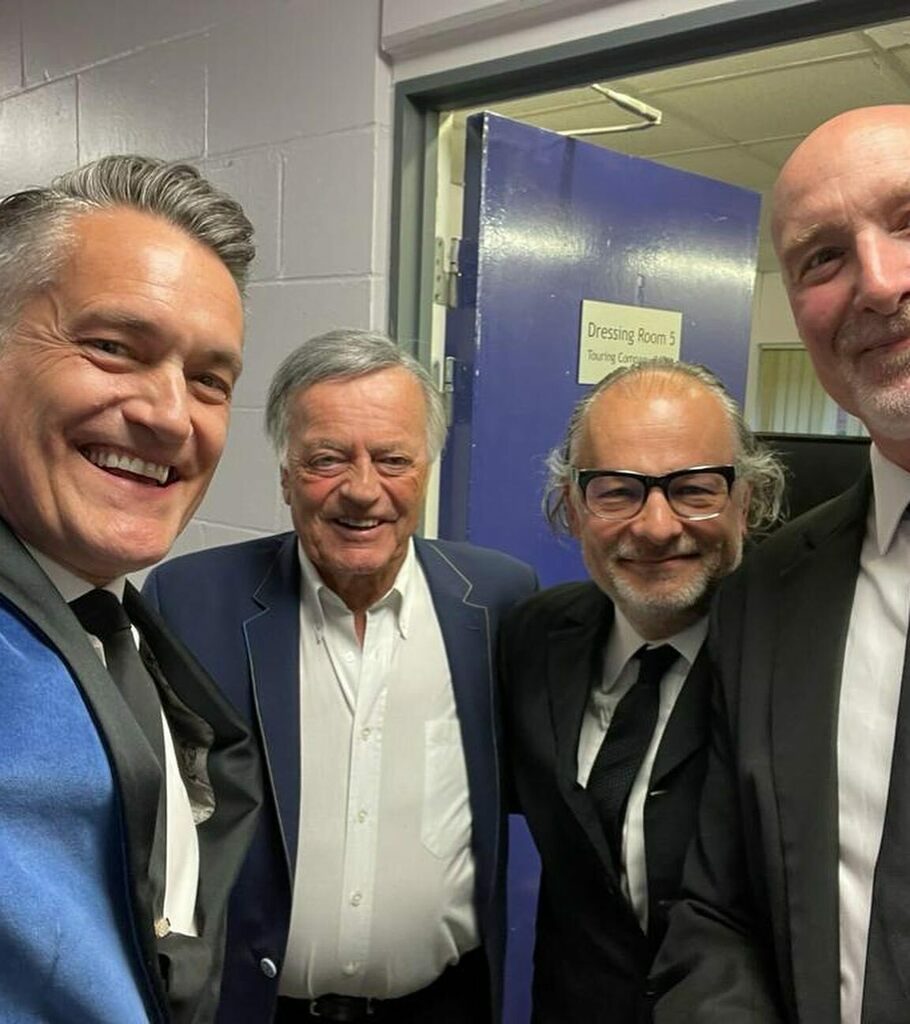 ralphsalmins's tweet photo. A total blast on Sound of the 60’s with the truly marvellous @tonyblackburn who was hilarious and so great to see my old school pal @simonbsax. Ship ably steered by @matthollandtrumpet.uk &amp; grooved by @nickfitchguitarist https://t.co/Jw83g1BHbi https://t.co/4efJu7ixGq