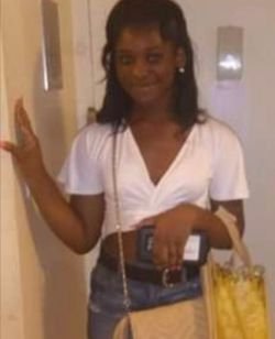 JeffersonandCo's tweet photo. Family
Where is she?
Where is our princess?
19 y/o college honor student from #Bronx
Saniyya Dennis
Last seen April 24, 2021 in an elevator at Buffalo State College
#saniyyadennis
#FemaleNOTFeemale
#JUSTUS
#gd4 #crip #blood #bpsn https://t.co/S3OxnJ54vt